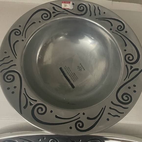 Lenox metal serveware . - Picture 2 of 4